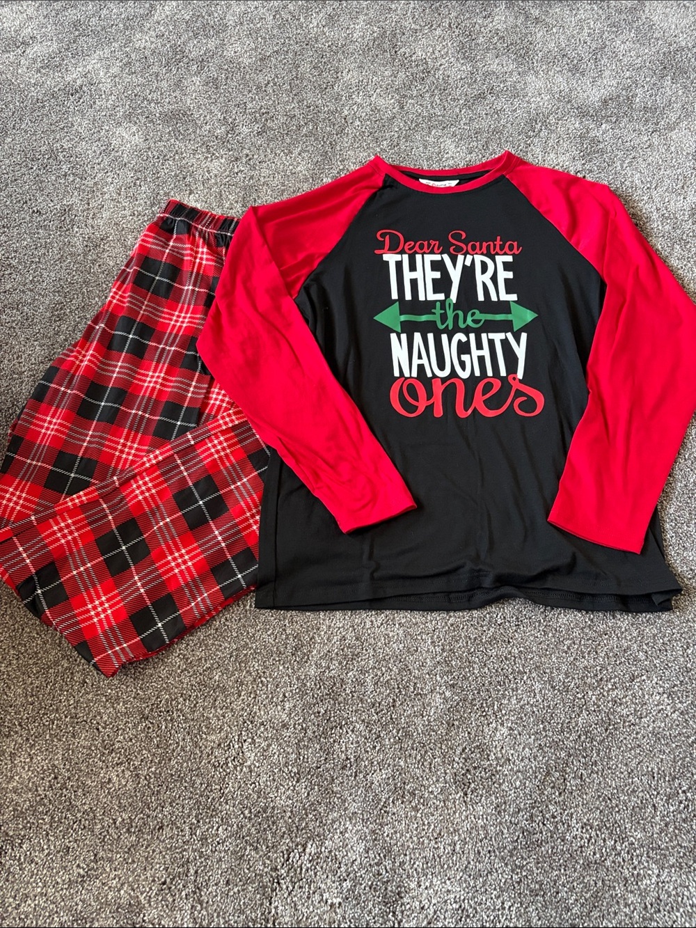 Men’s Red & Black 'Dear Santa They're the Naughty Ones' Holiday Pajama Set